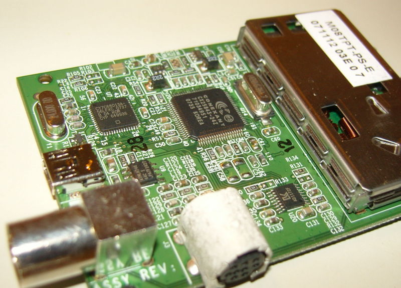 File:Palmtoptv-circuitboard.jpg